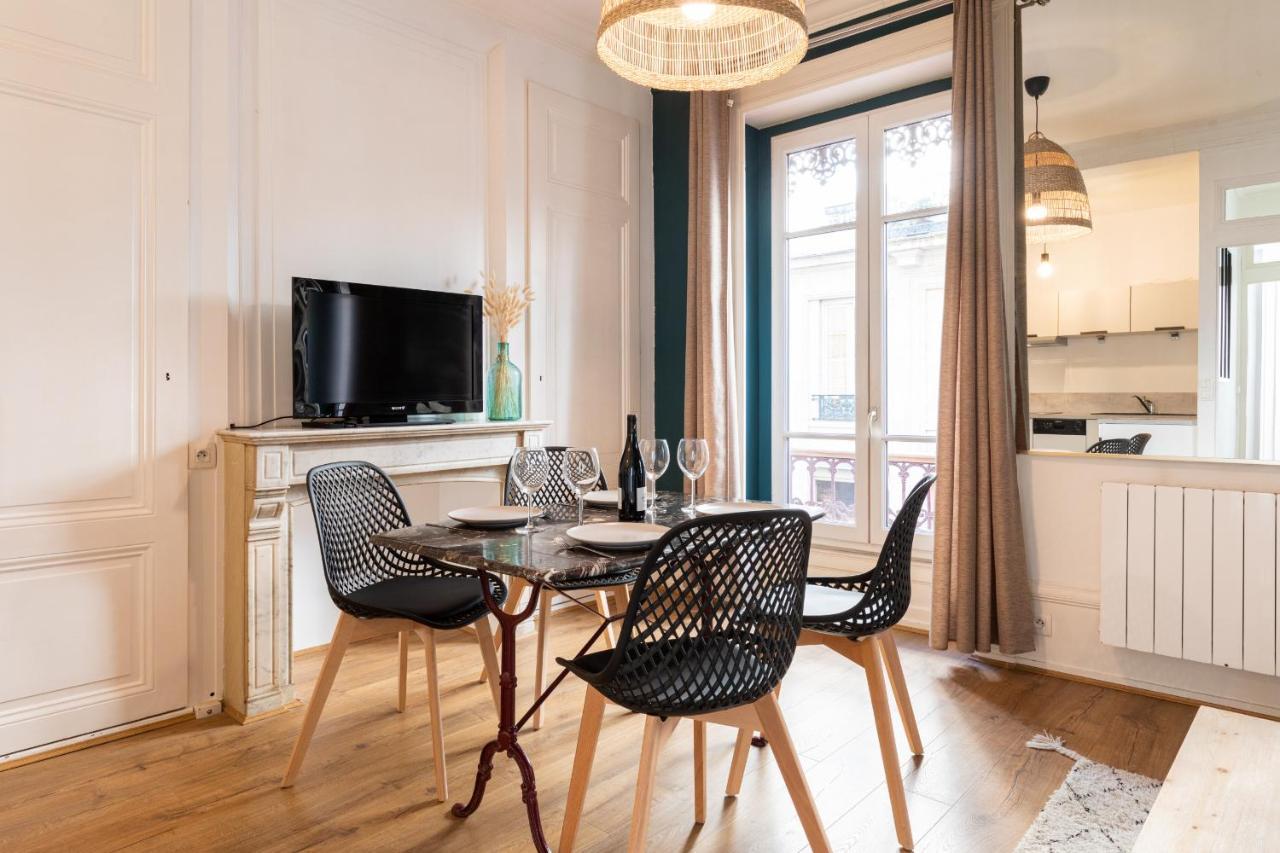 Dify Remparts - Bellecour Apartment Lyon Exterior photo